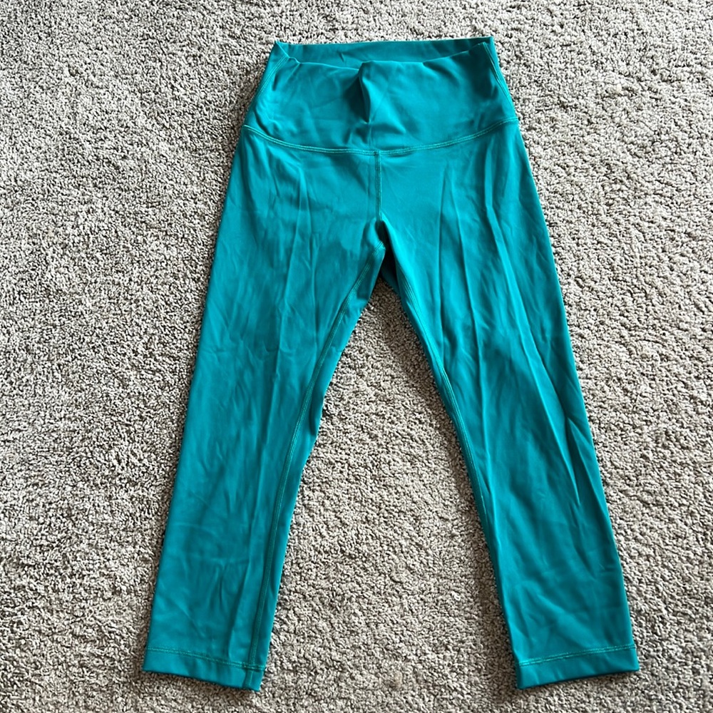Lulu lemon crop legging